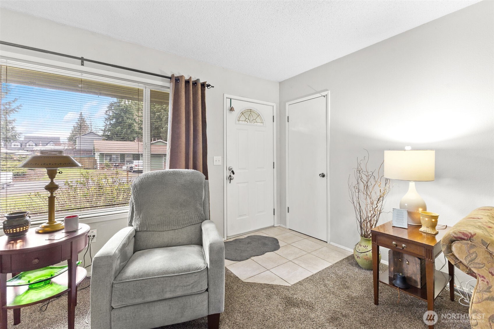 14209 14211 107th Avenue Ct Property Photo 6