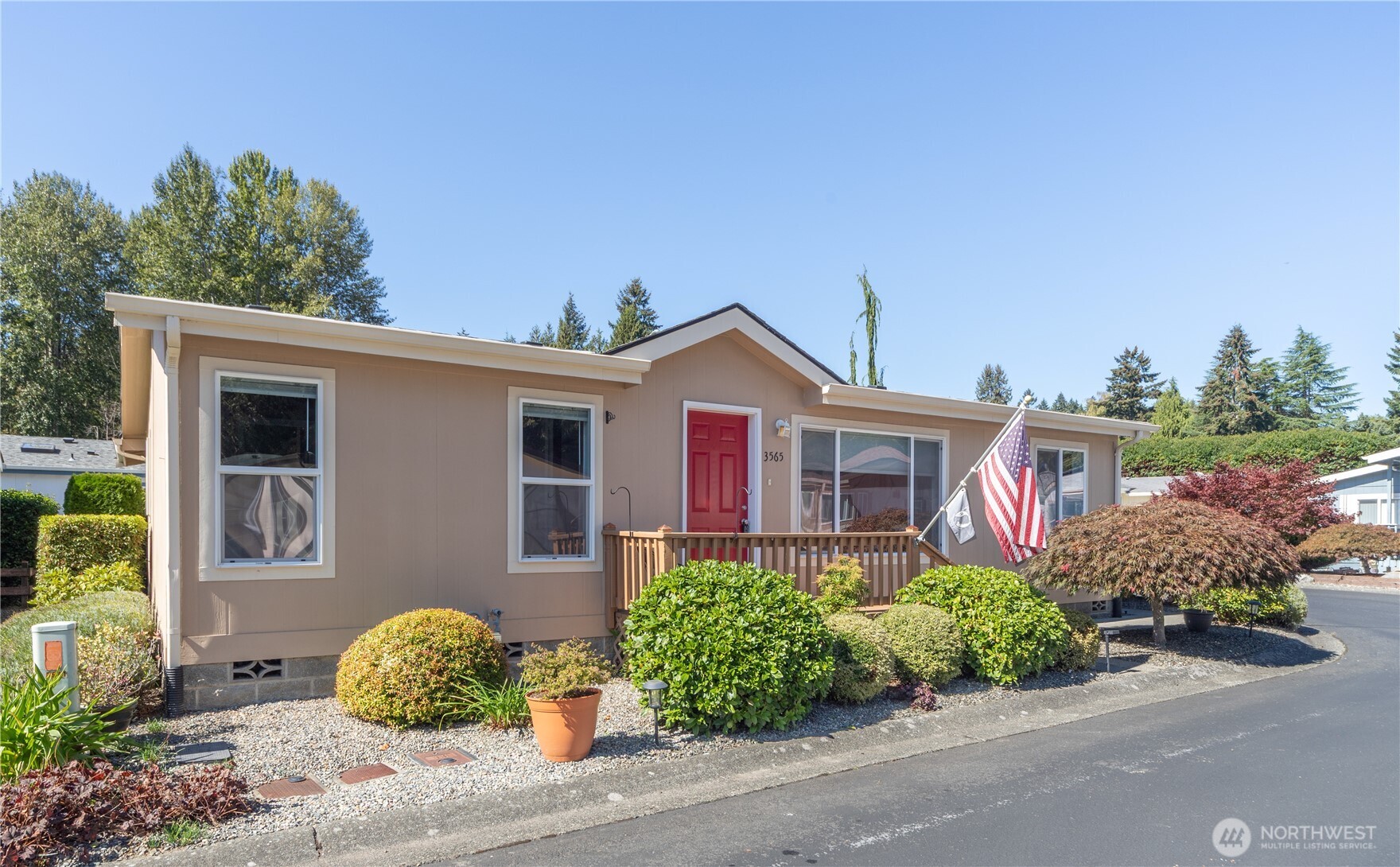 3565 Sylvan Pines Circle Property Photo 1