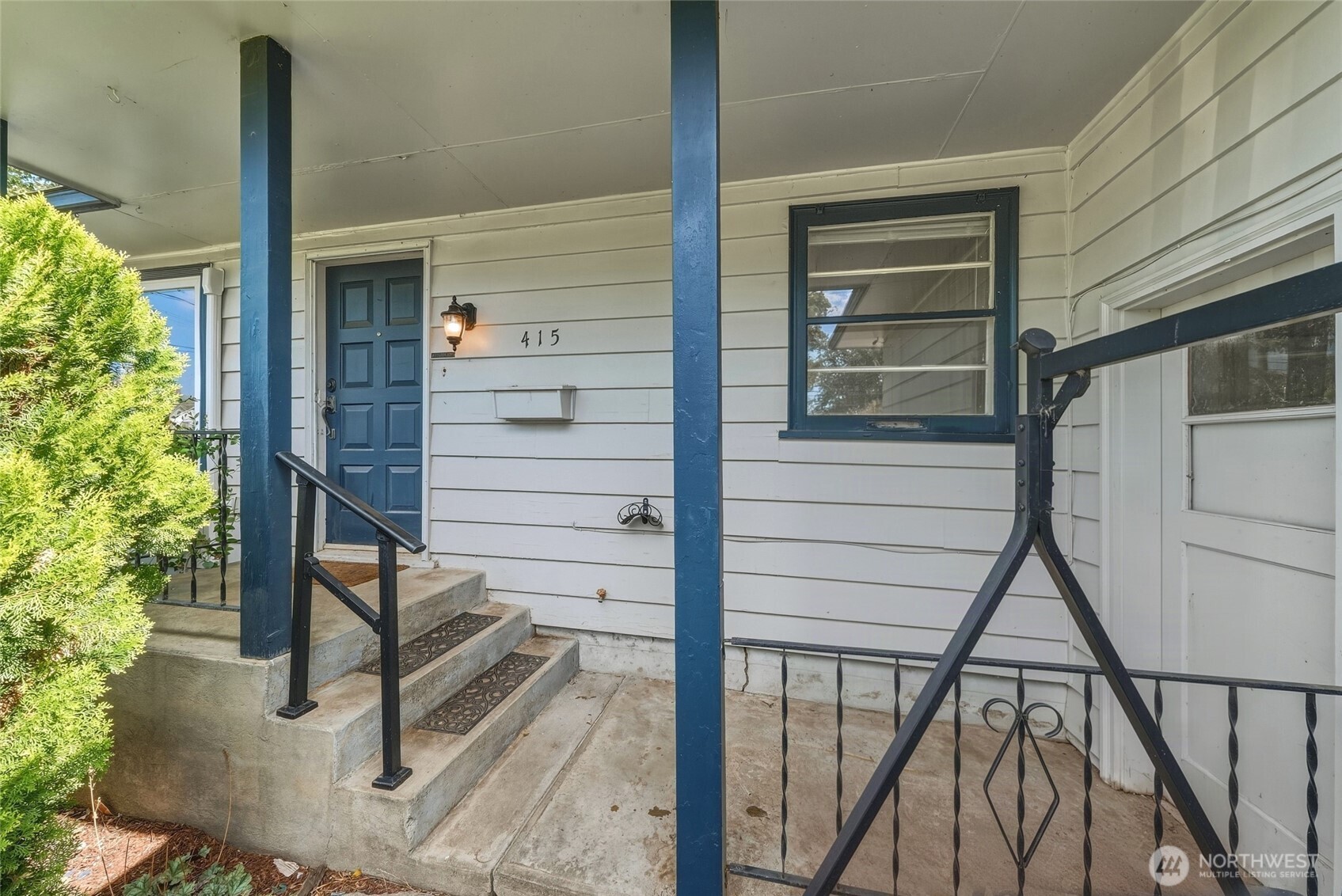 415 S 4th Avenue Property Photo 3