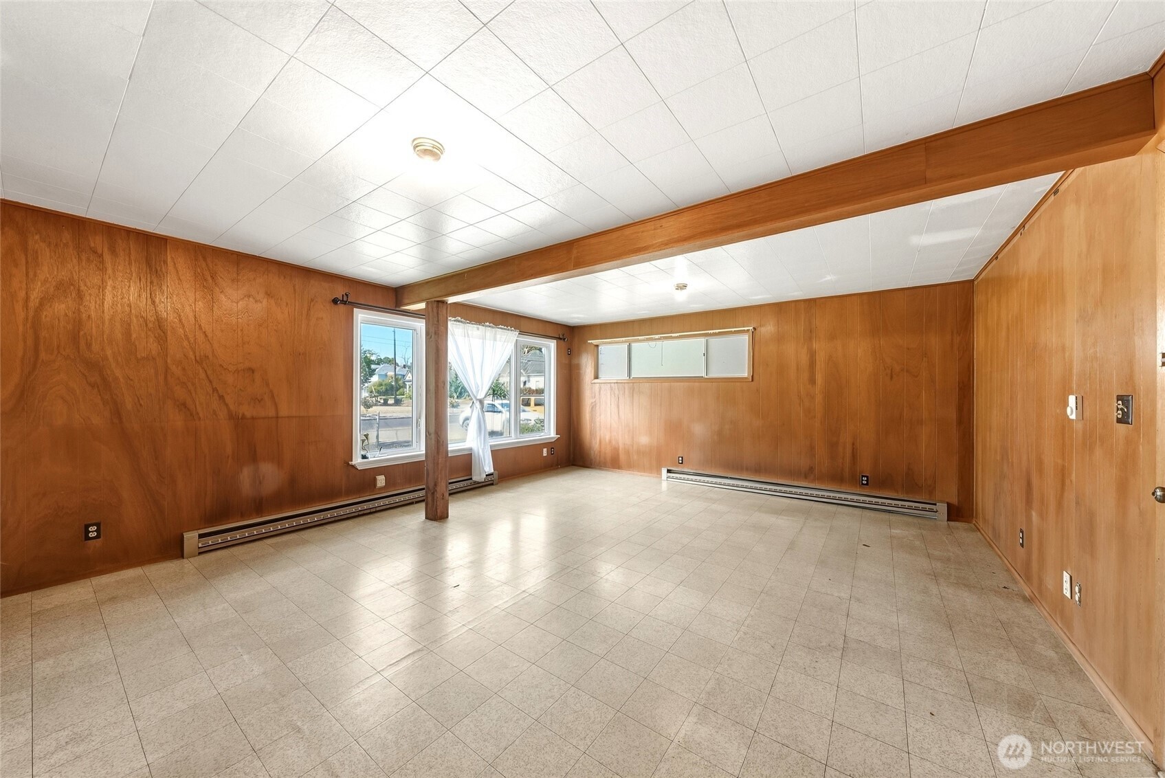 415 S 4th Avenue Property Photo 16