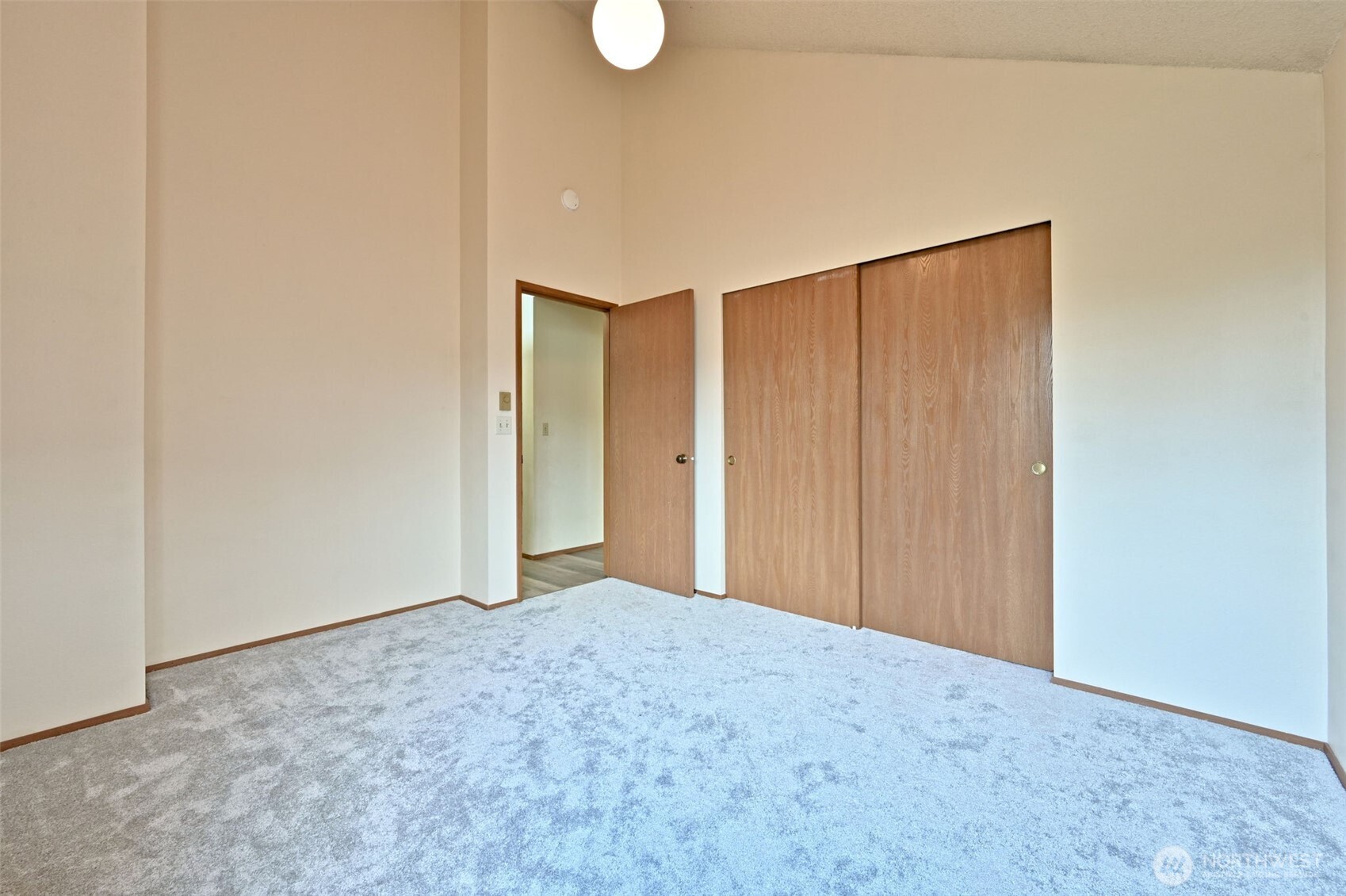 7601 Colony Court Property Photo 14