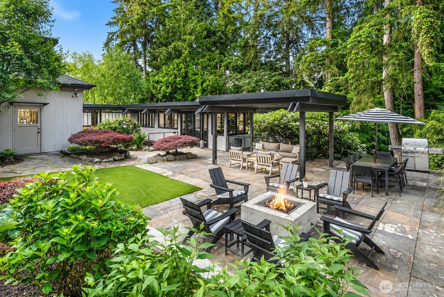 2716 106th Place Property Photo 1