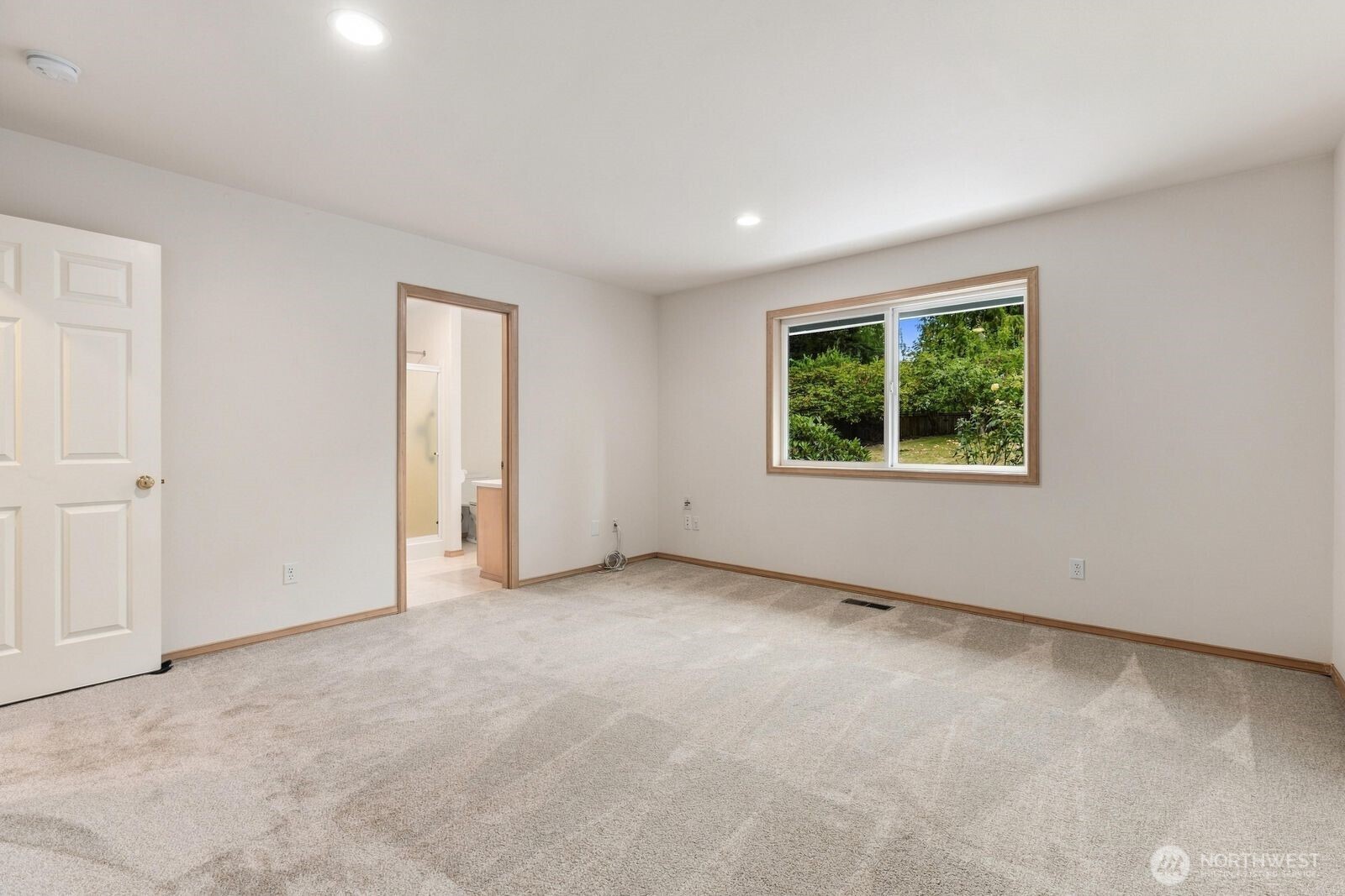 10120 52nd Street Property Photo 18