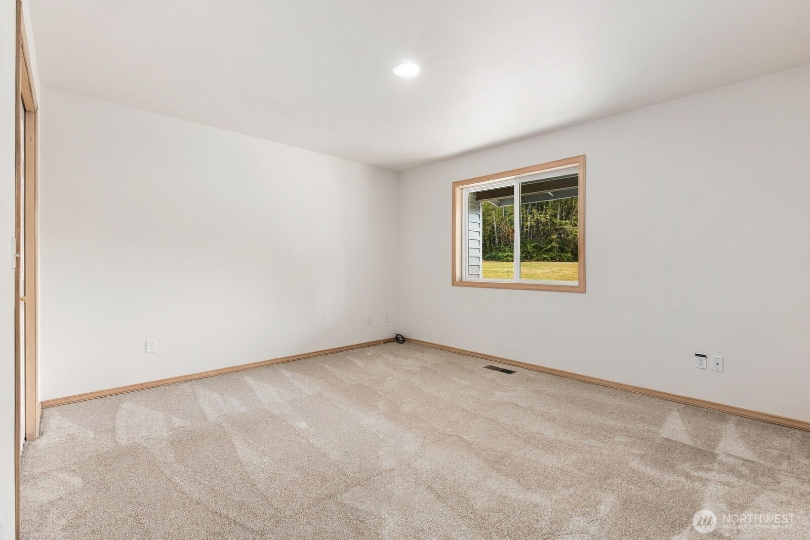 10120 52nd Street Property Photo 22