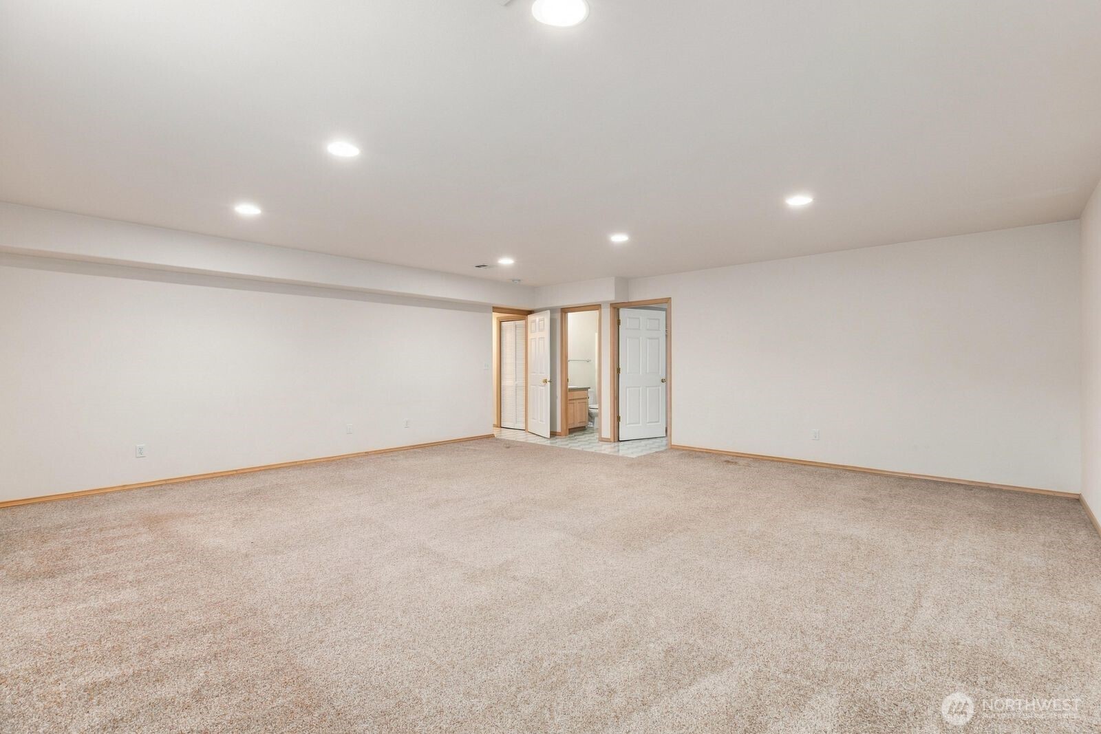 10120 52nd Street Property Photo 27