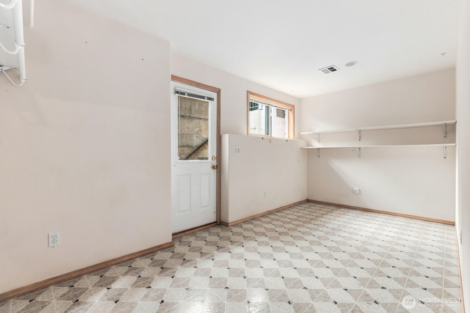 10120 52nd Street Property Photo 28