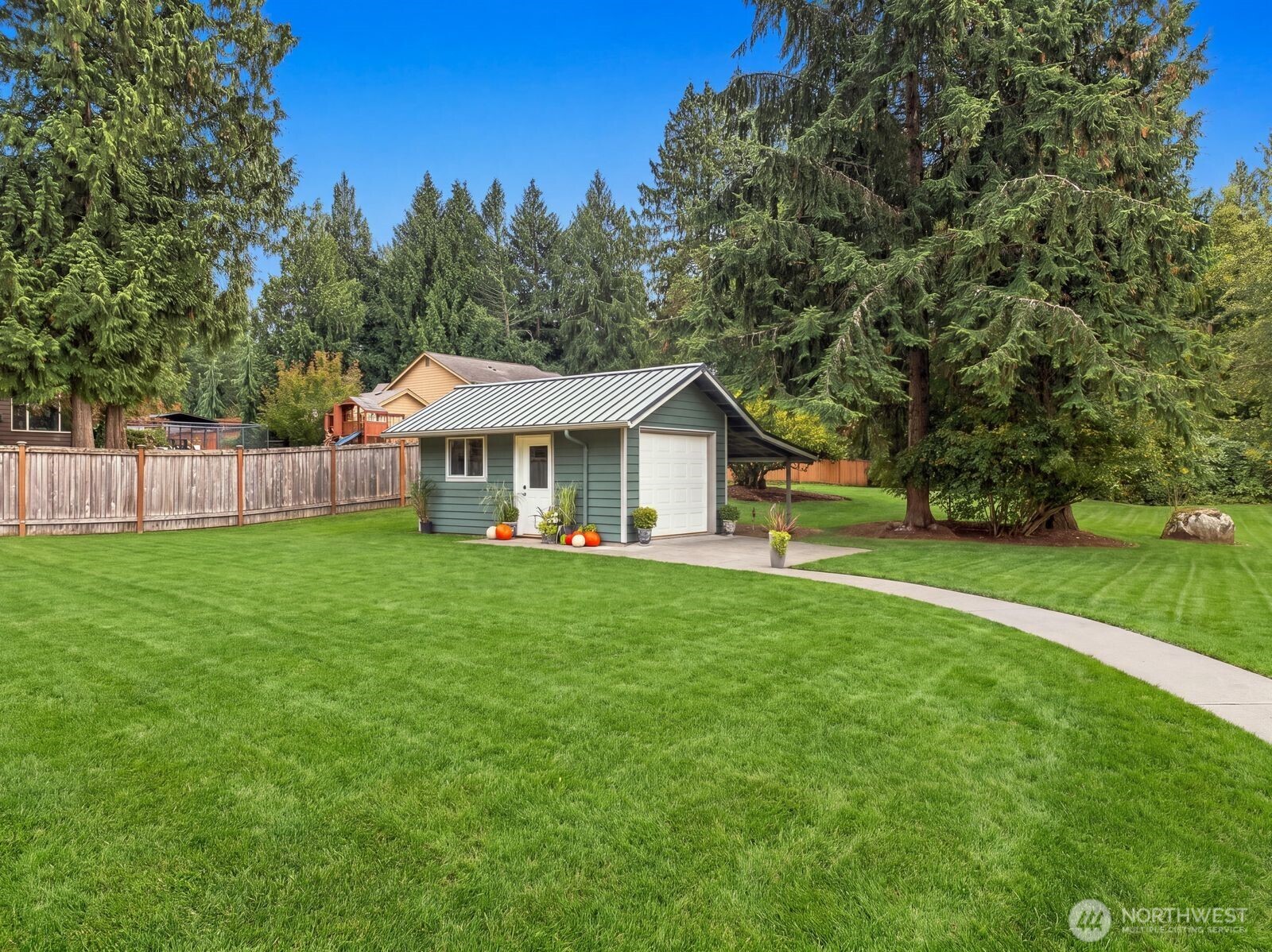 10120 52nd Street Property Photo 35