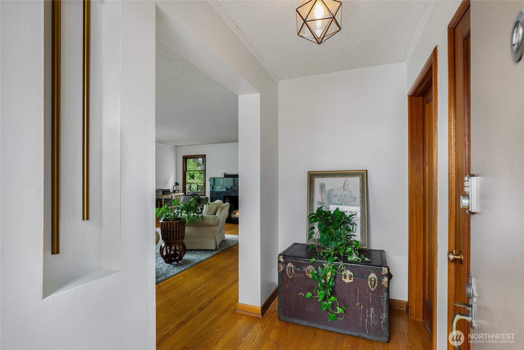 916 Harvard Avenue Property Photo 3