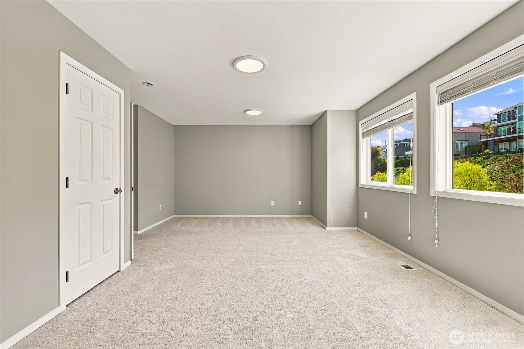 4407 Country Club Drive Property Photo 34