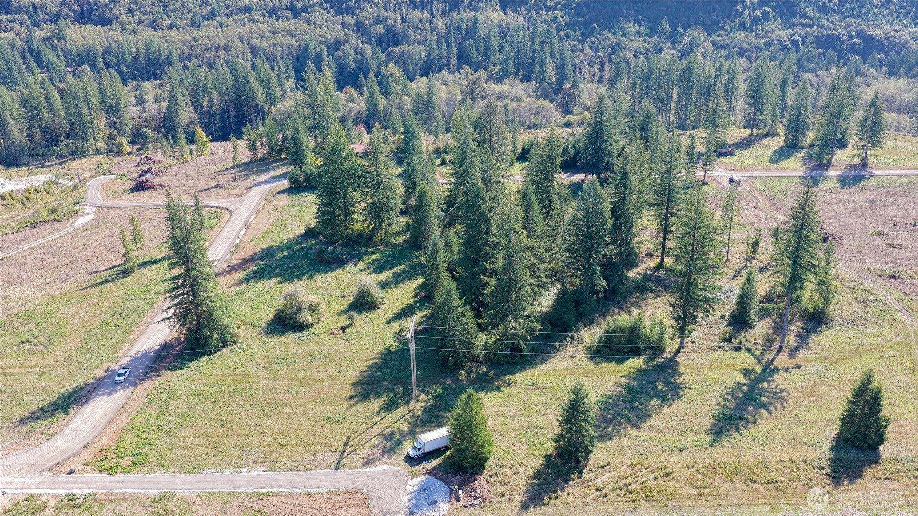 482 Windsock Road Property Photo 11
