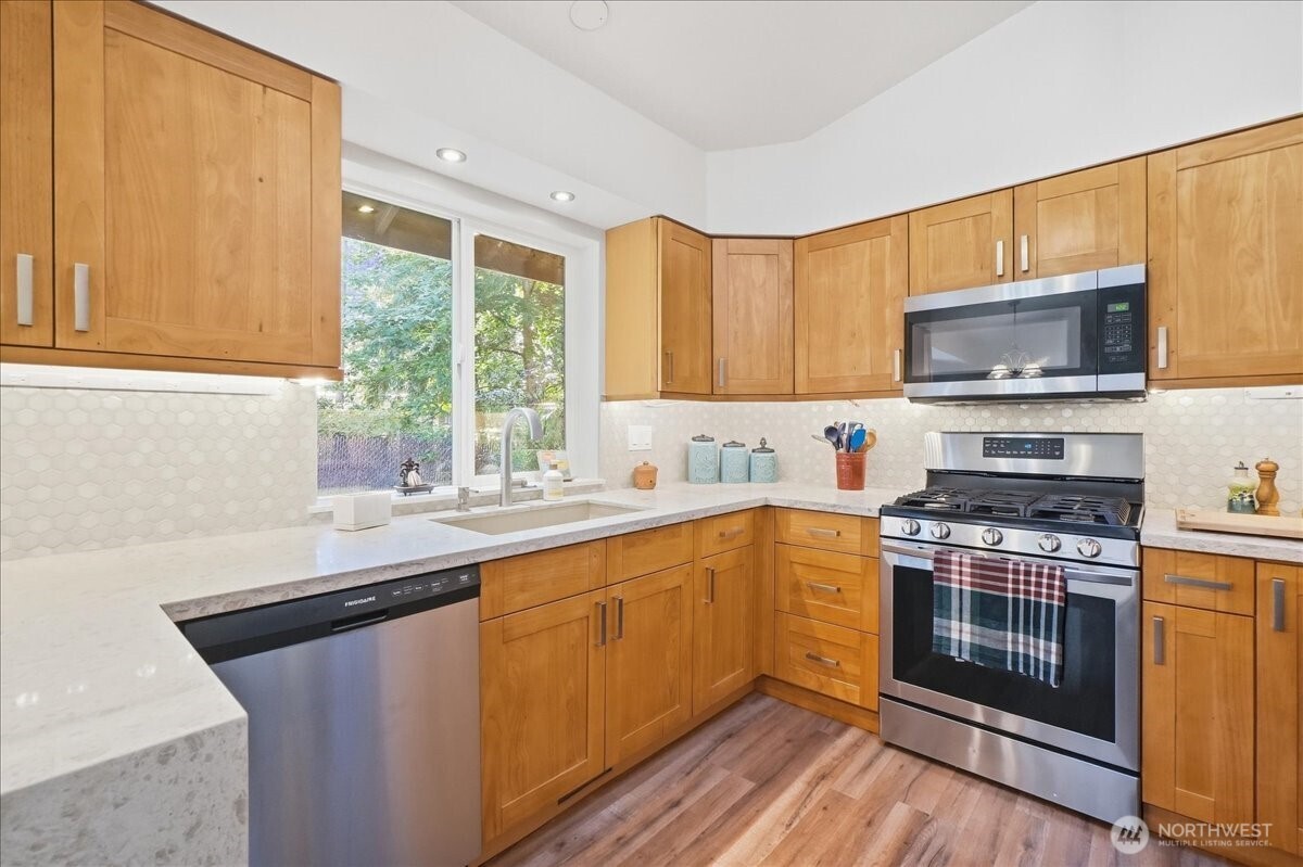 21816 117th Street Ct Property Photo 5