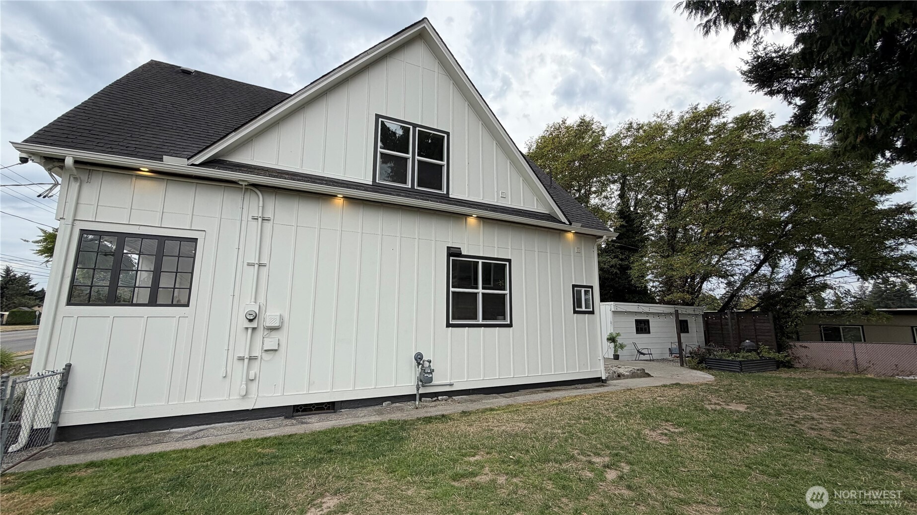 6512 Pacific Avenue Property Photo 4