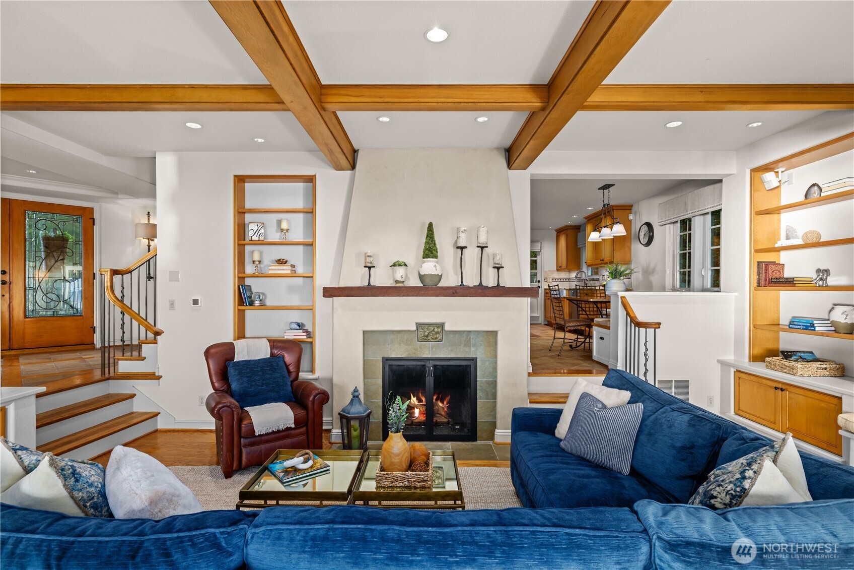 2555 Magnolia Boulevard Property Photo 8