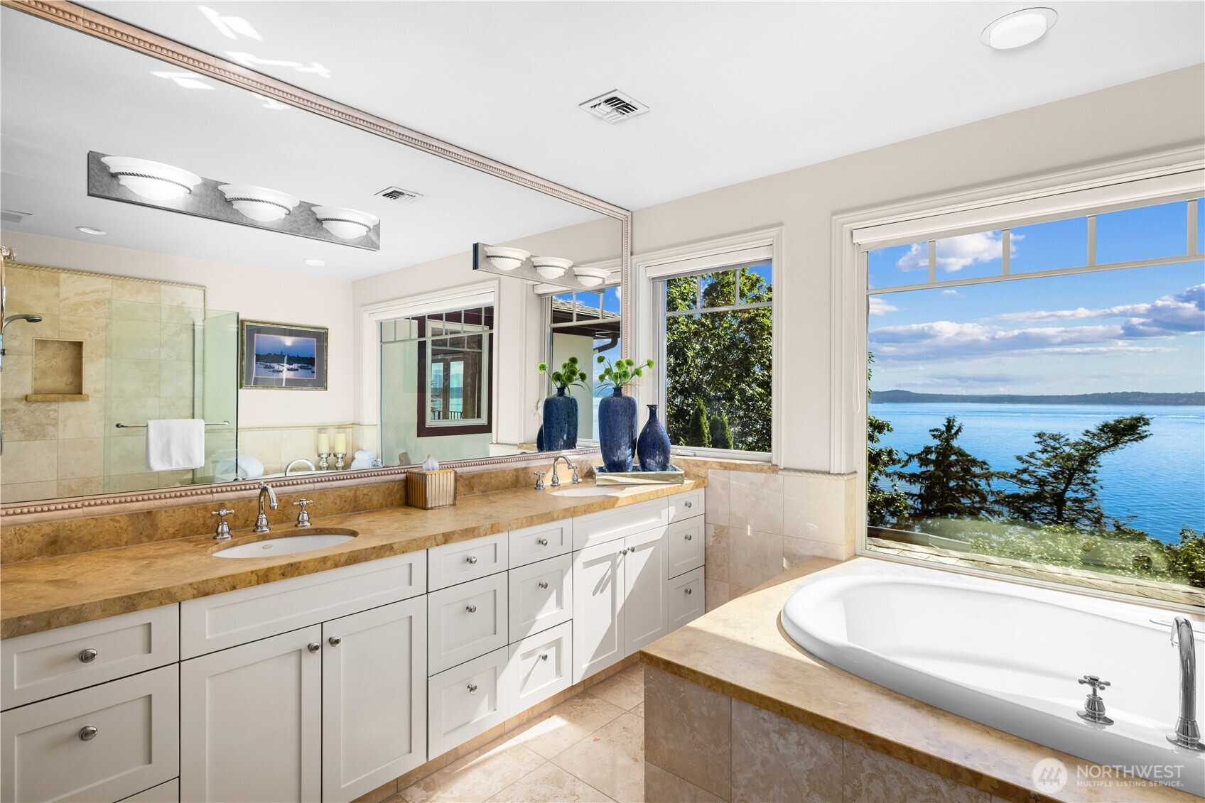2555 Magnolia Boulevard Property Photo 18