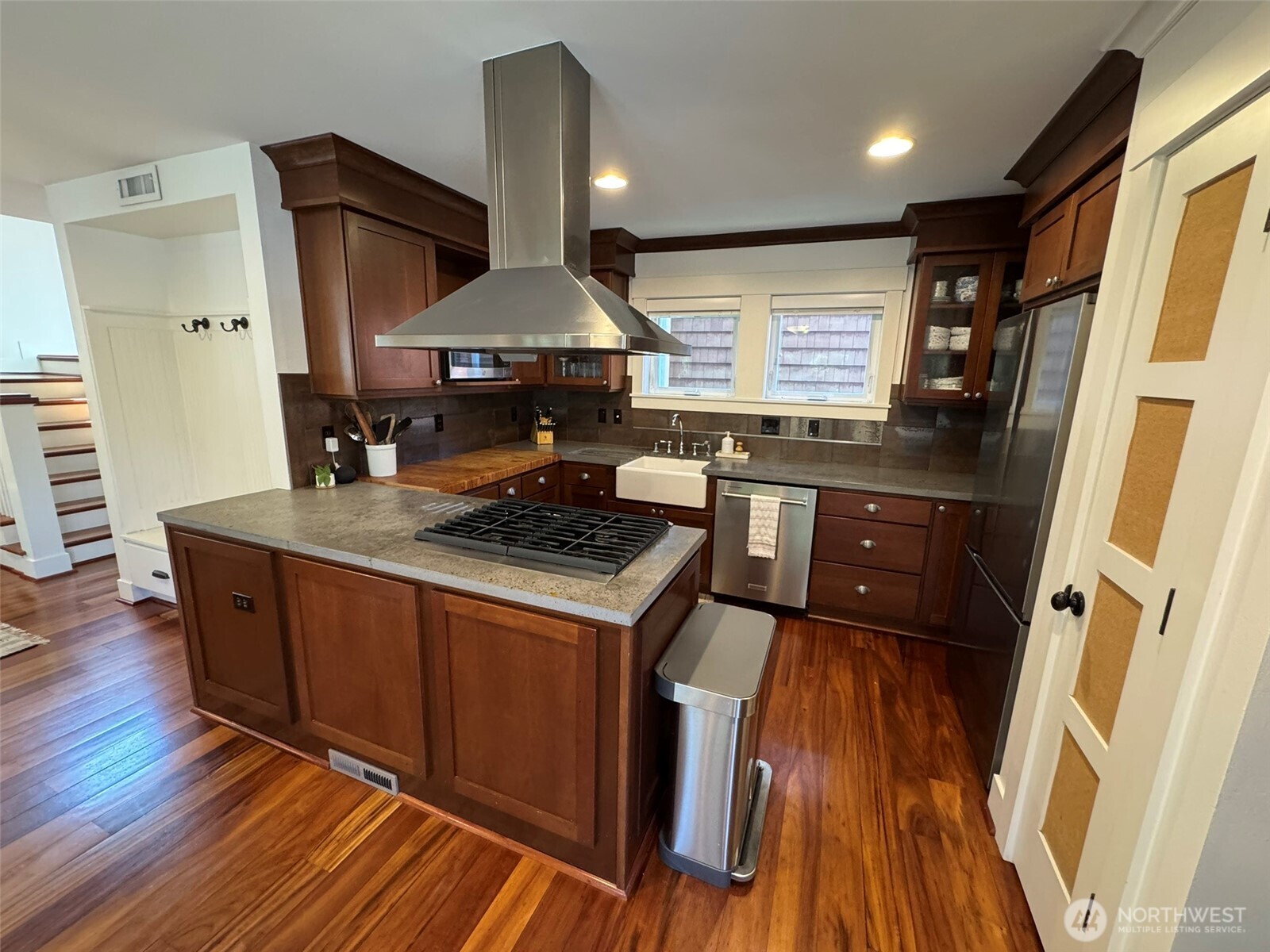8023 Densmore Avenue Property Photo 3