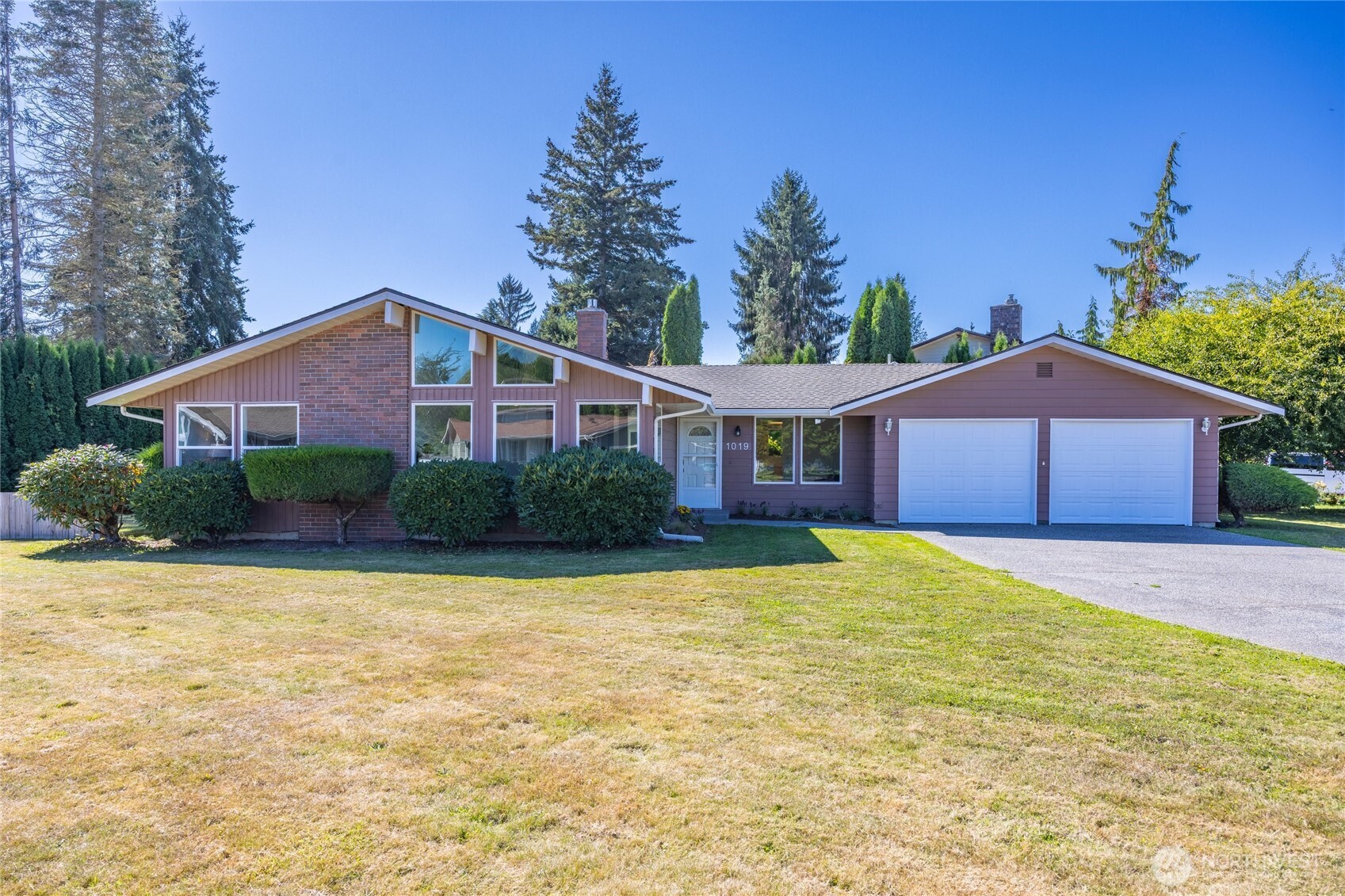 1019 Sterling Street Property Photo 1