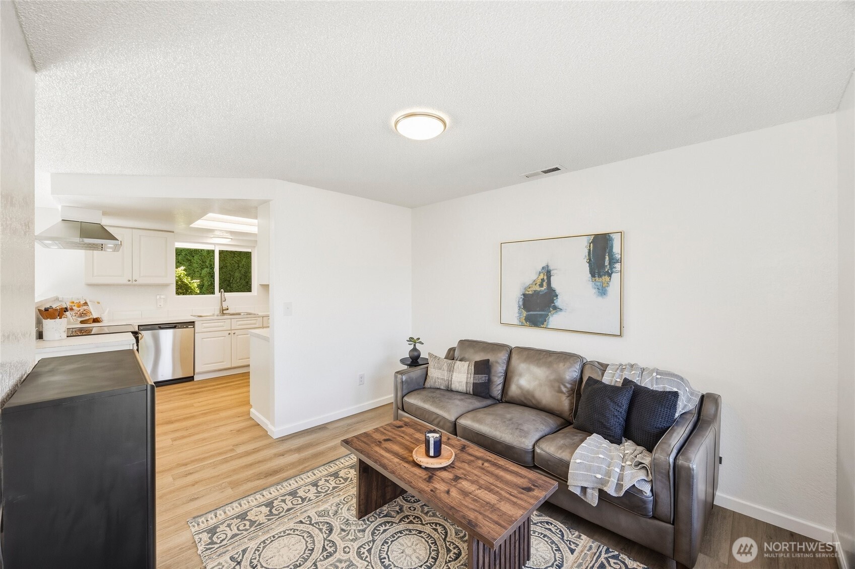 1019 Sterling Street Property Photo 10
