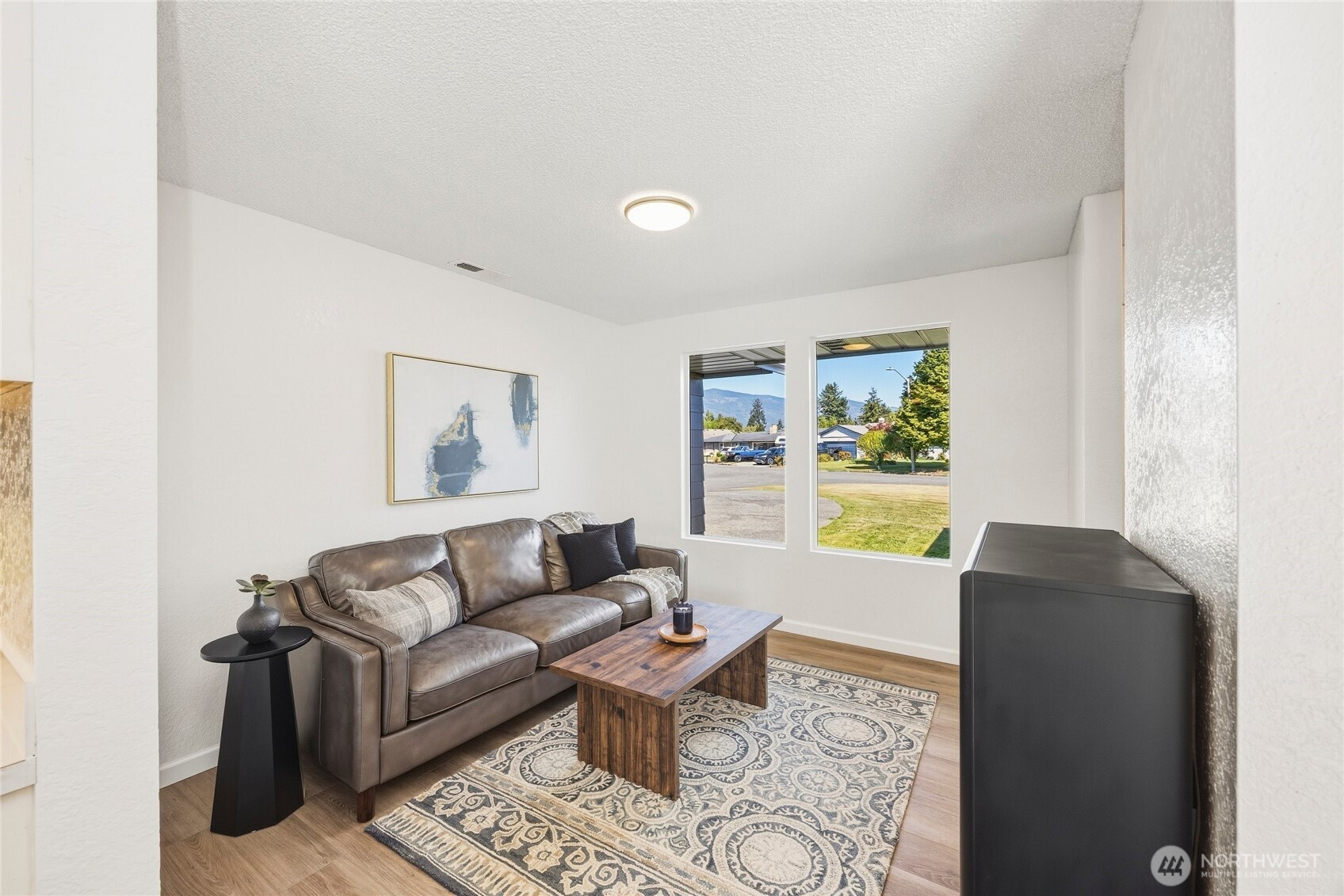 1019 Sterling Street Property Photo 11