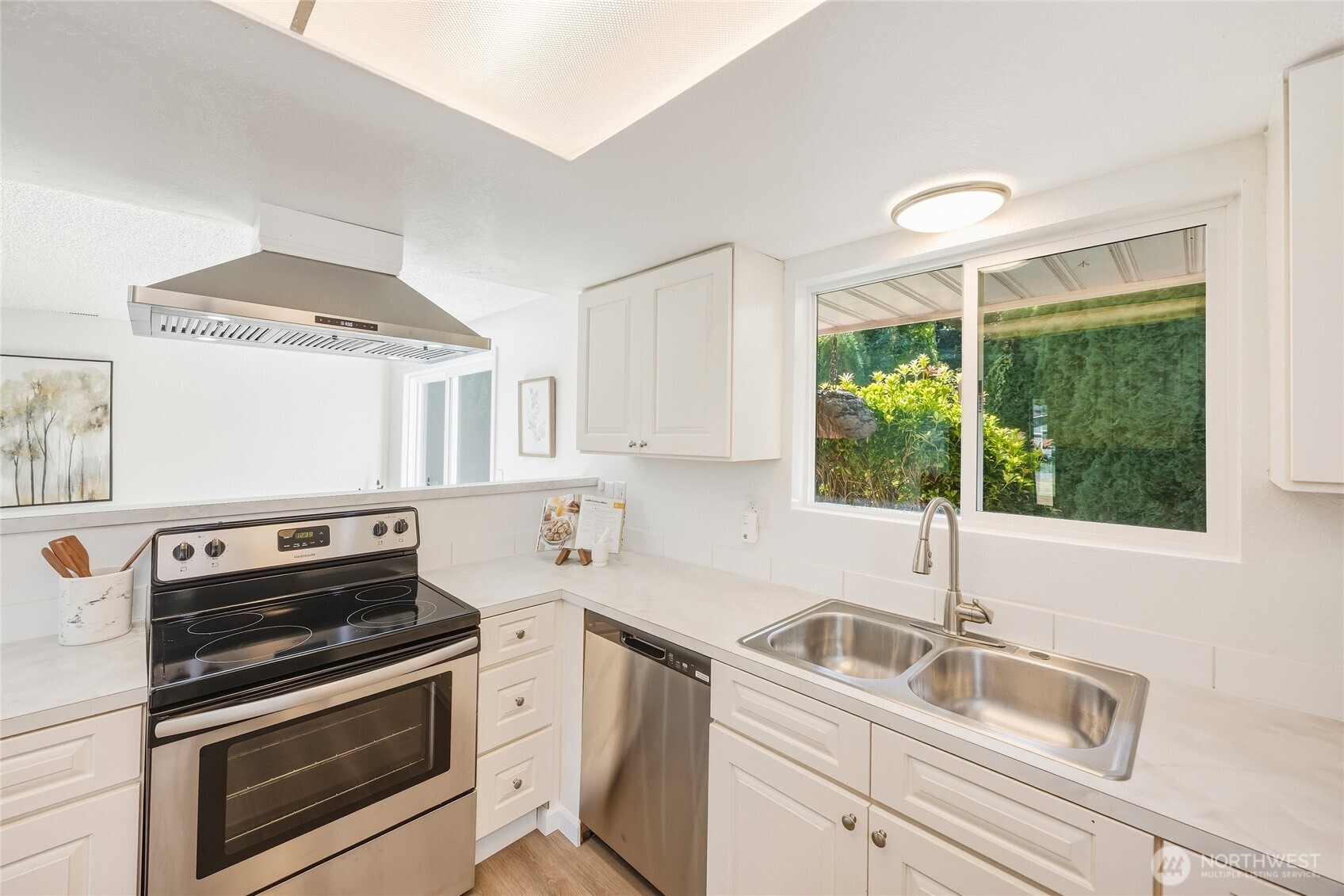 1019 Sterling Street Property Photo 16