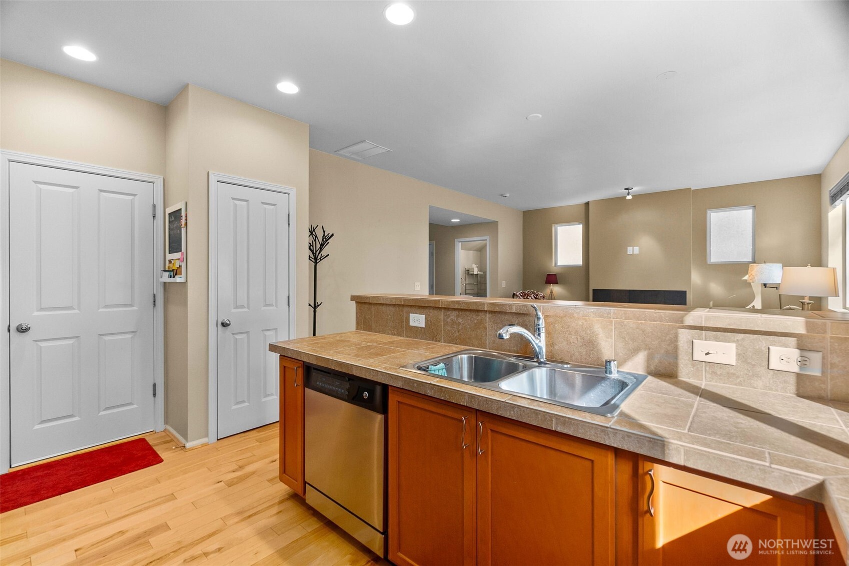 921 Ebbets Drive Property Photo 25