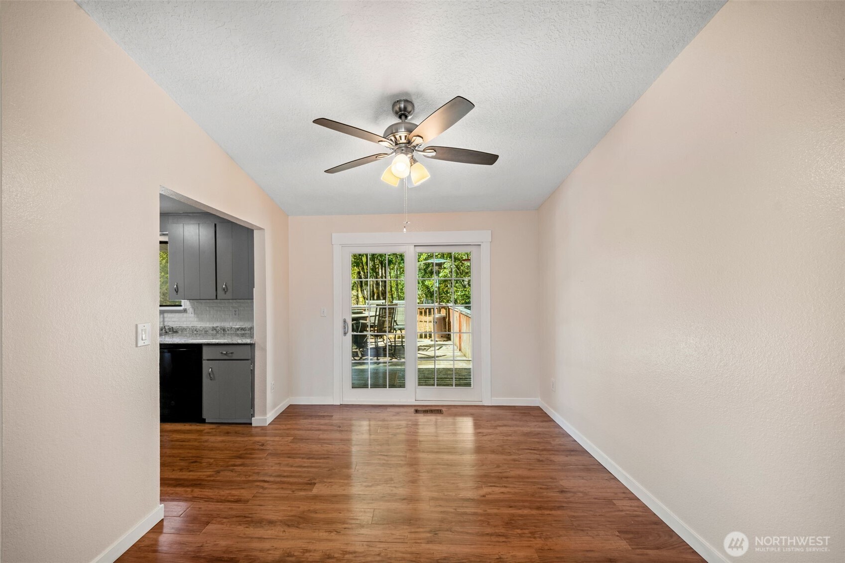 2191 Lakemoor Drive Property Photo 7