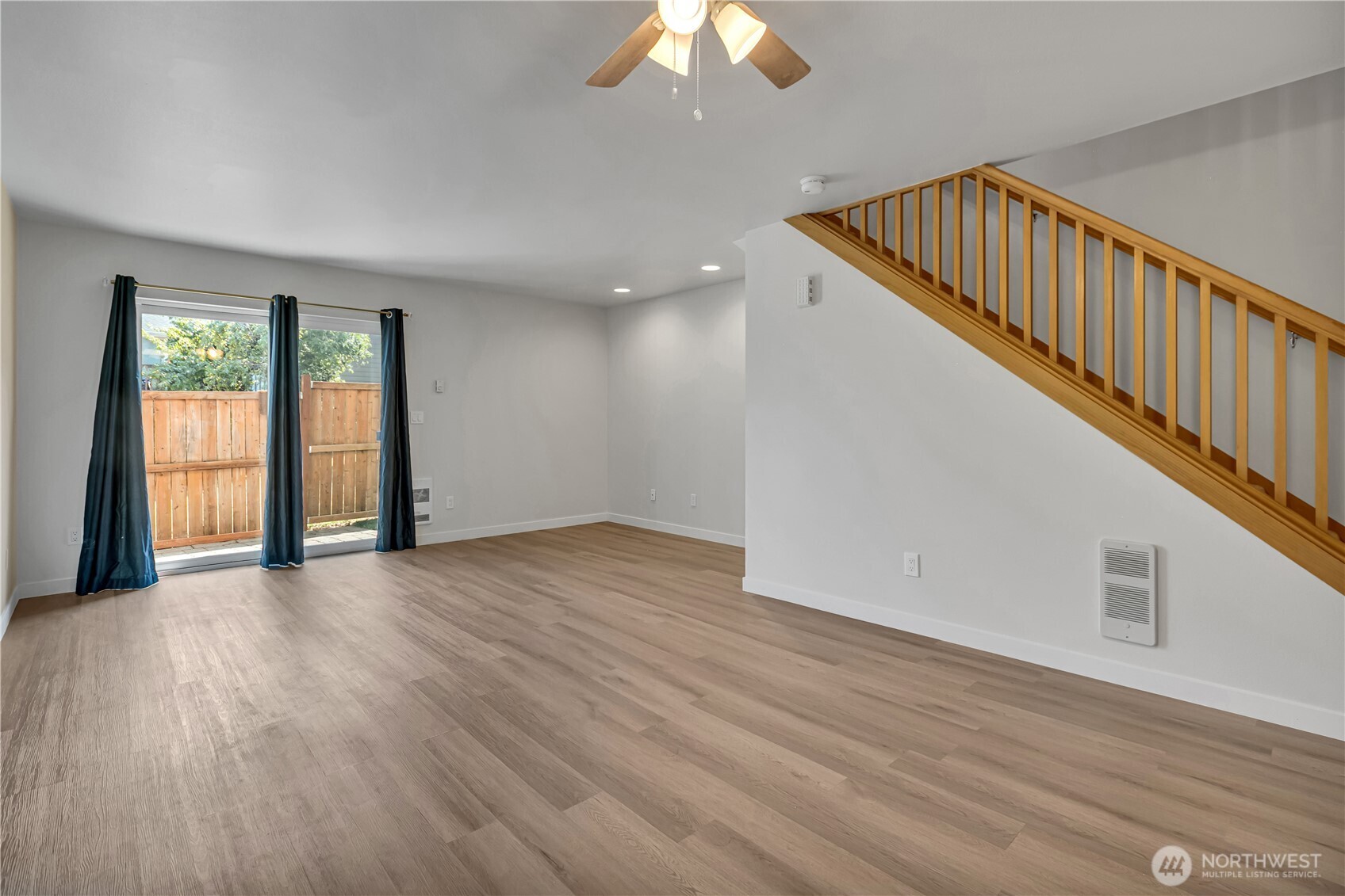 1939 I Street C Property Photo 4