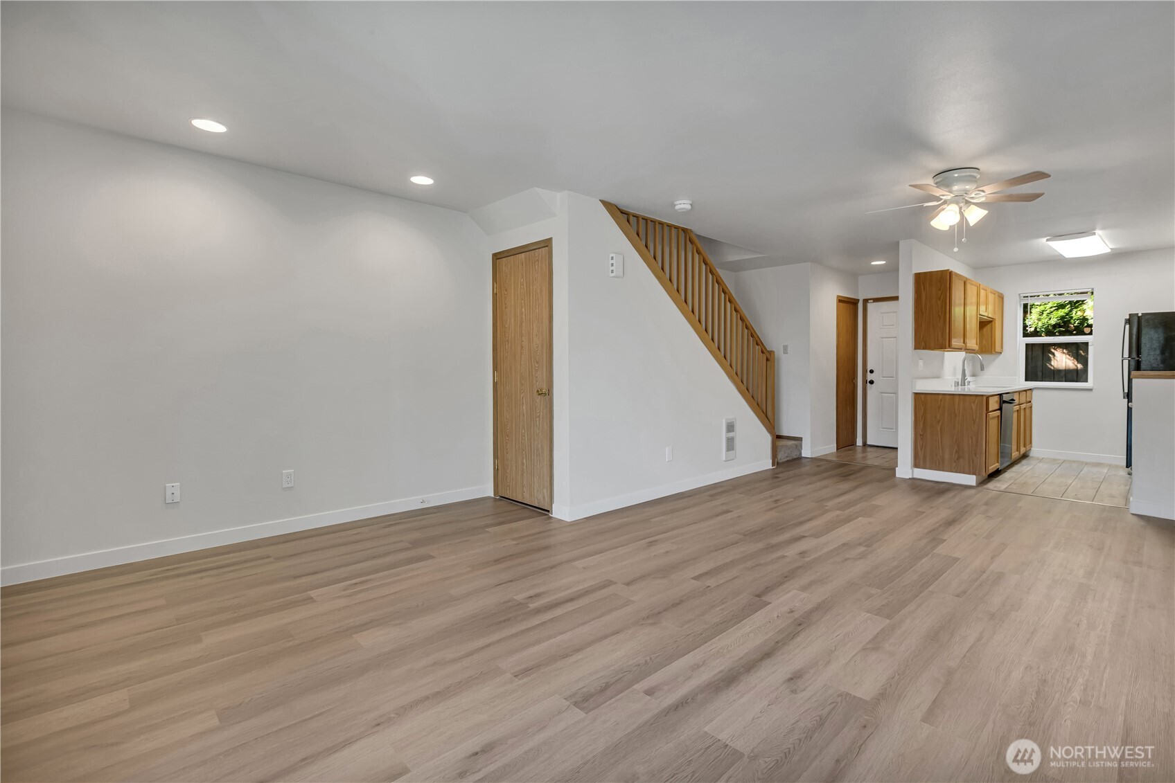 1939 I Street C Property Photo 5