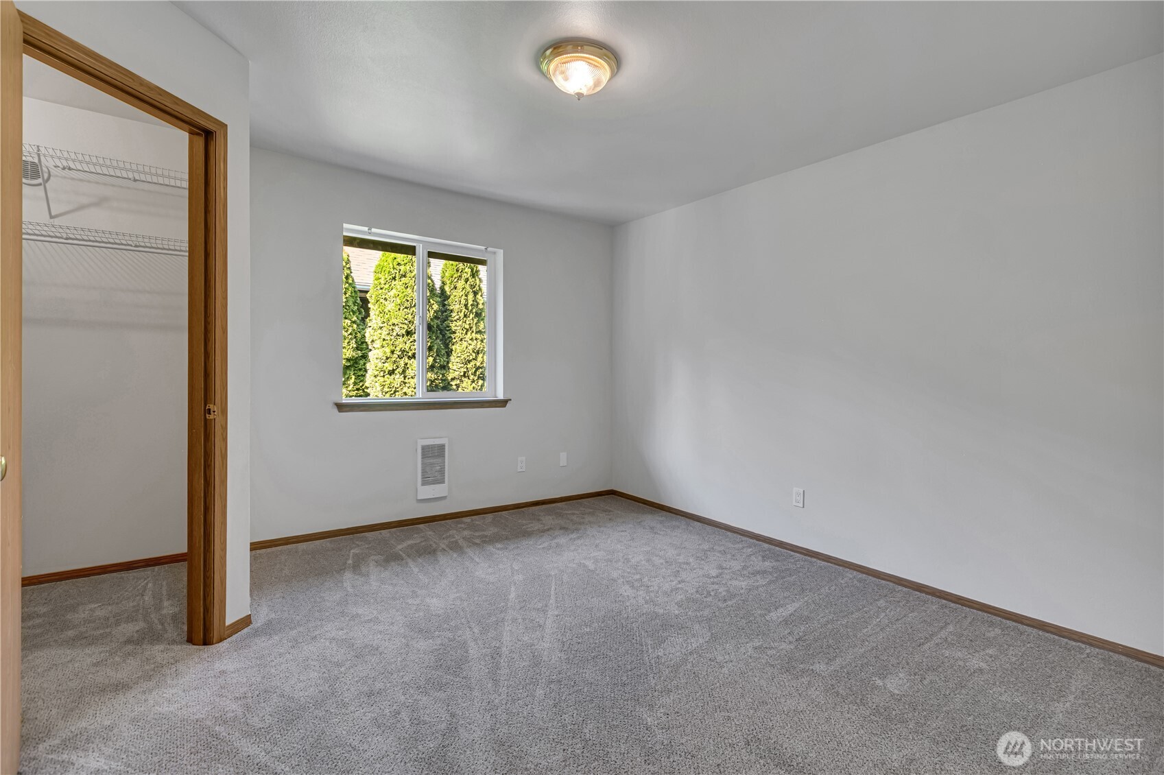 1939 I Street C Property Photo 12