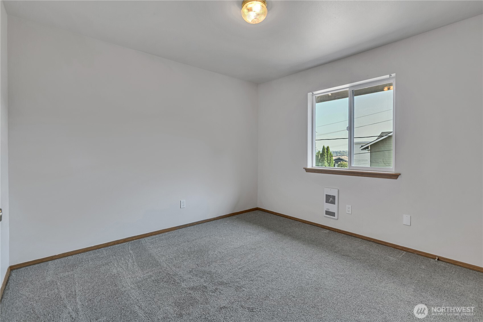 1939 I Street C Property Photo 15
