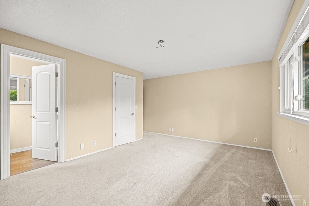 14908 221st Avenue Property Photo 21