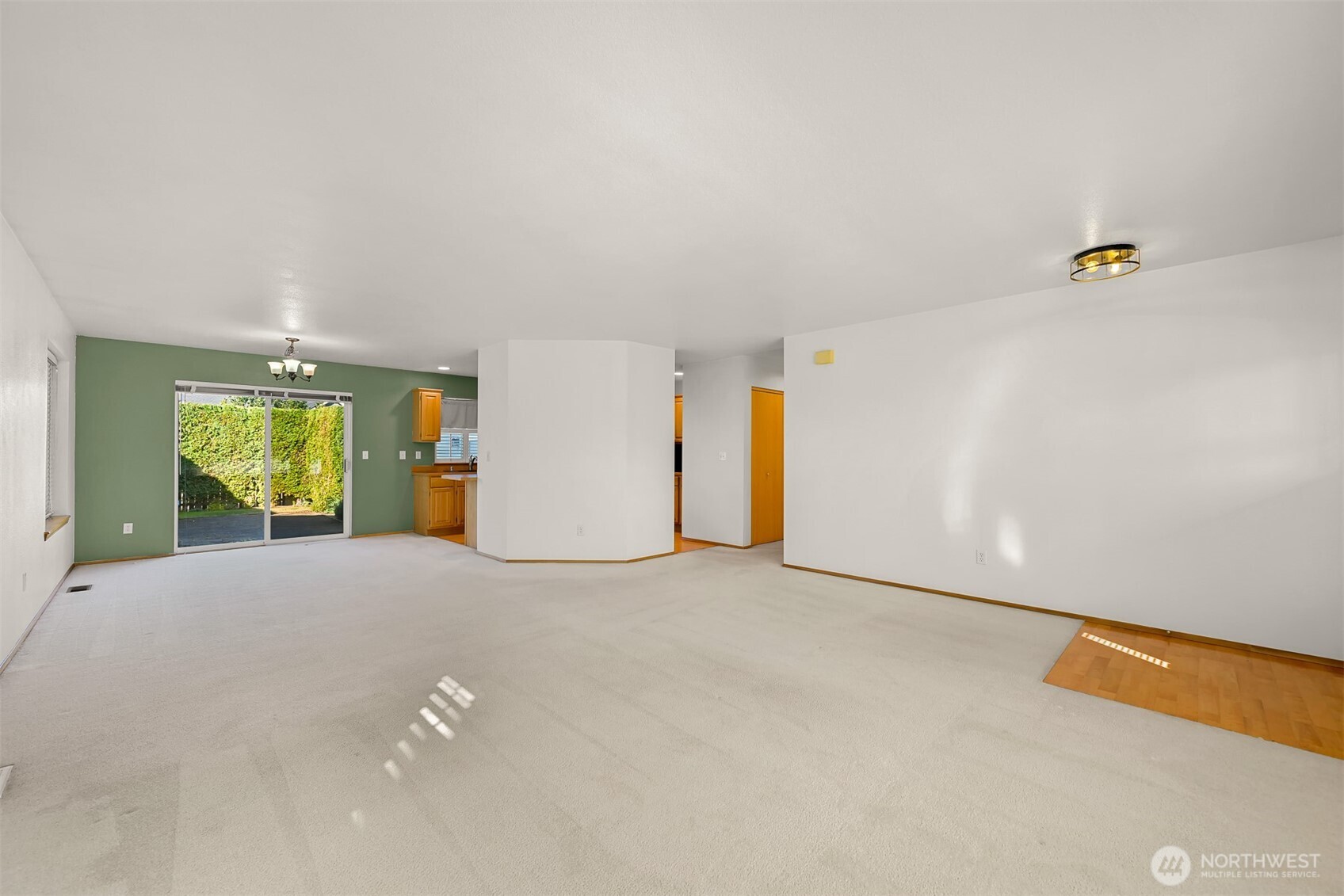2225 Dogwood Street Property Photo 6