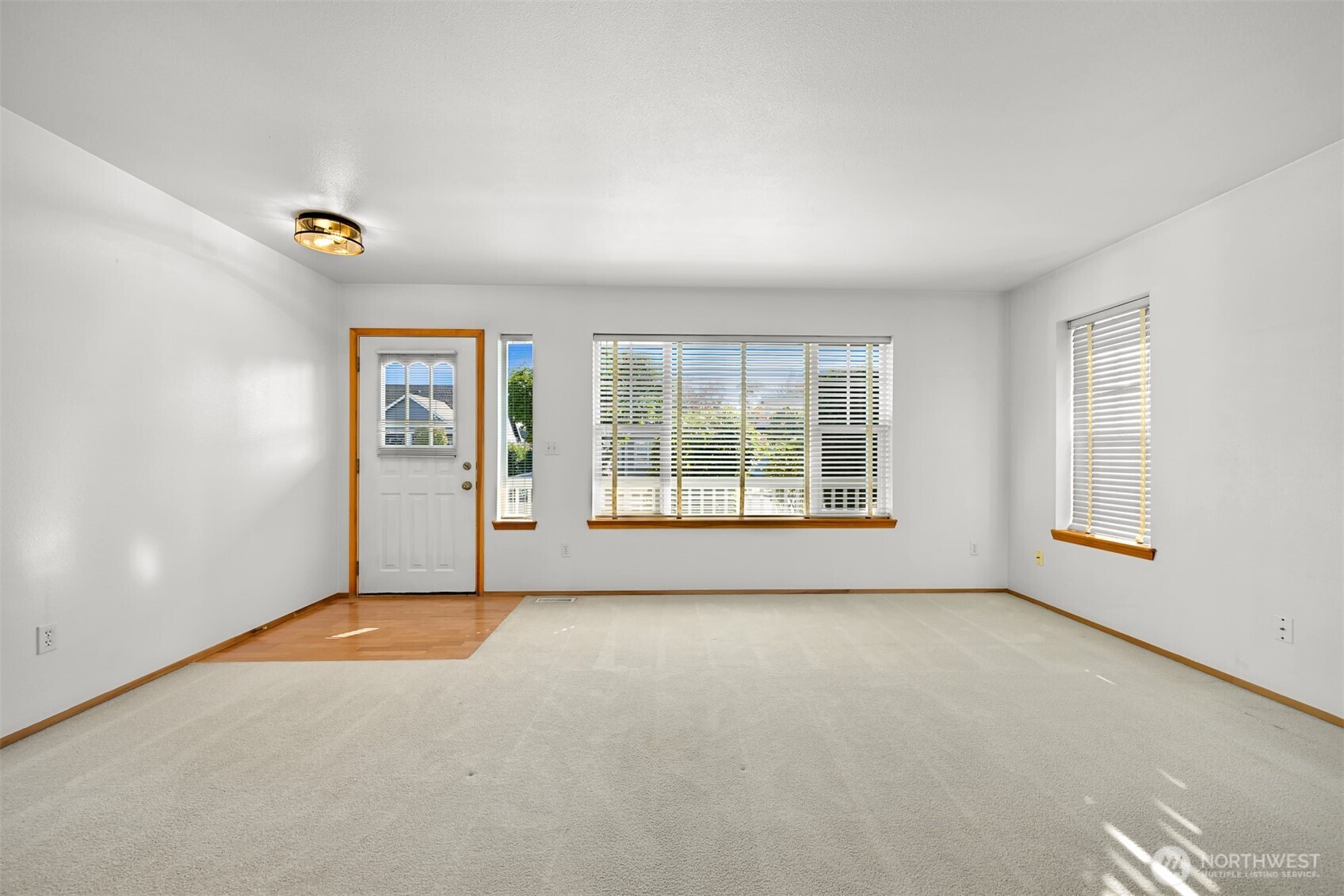 2225 Dogwood Street Property Photo 9