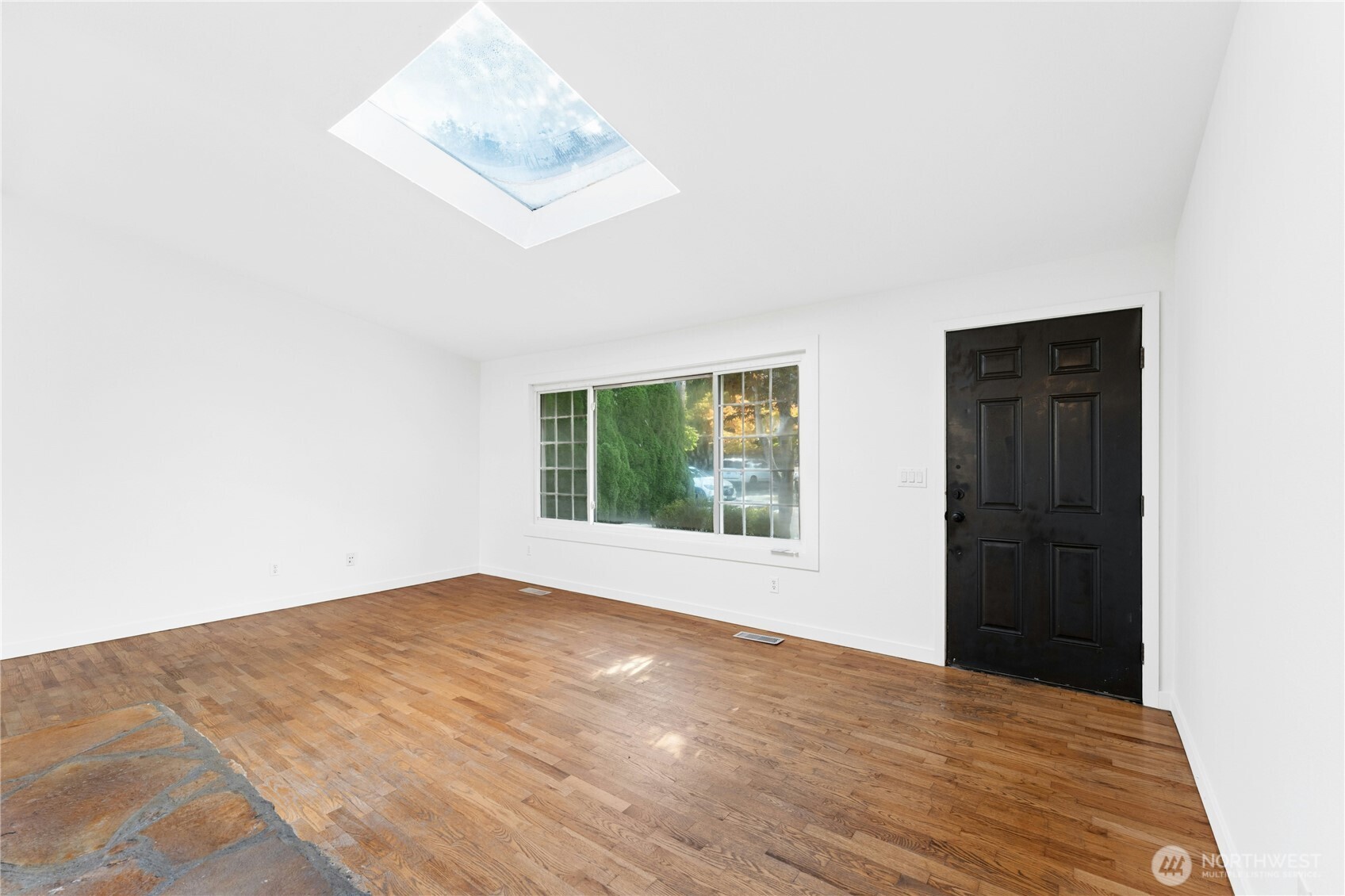 12220 Ne 73rd Street Property Photo 2