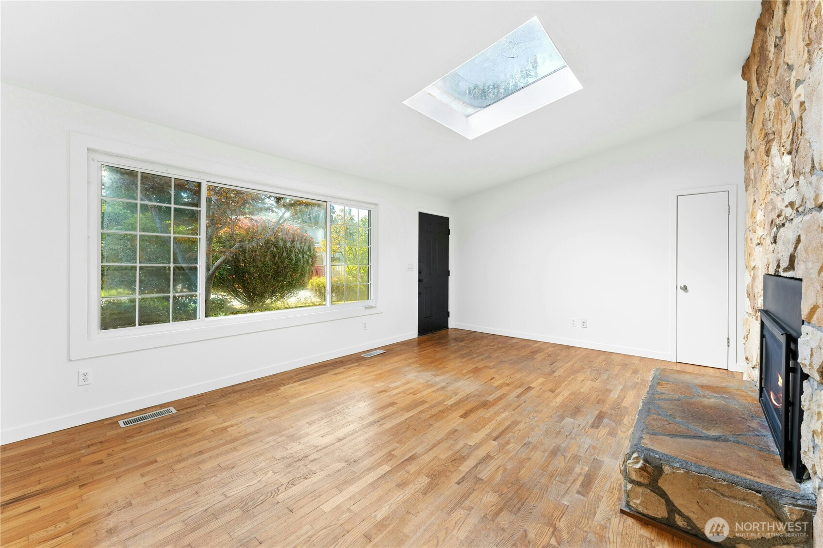 12220 Ne 73rd Street Property Photo 4