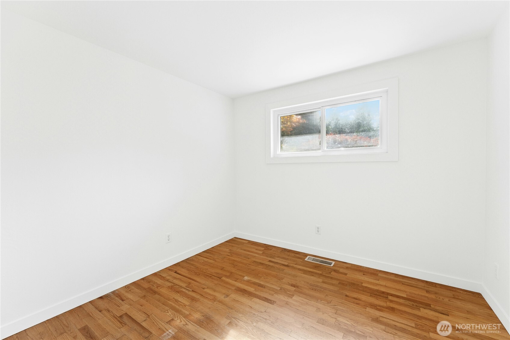 12220 Ne 73rd Street Property Photo 10