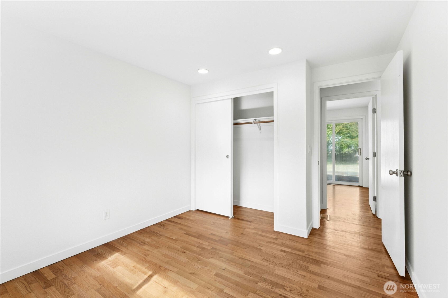 12220 Ne 73rd Street Property Photo 13