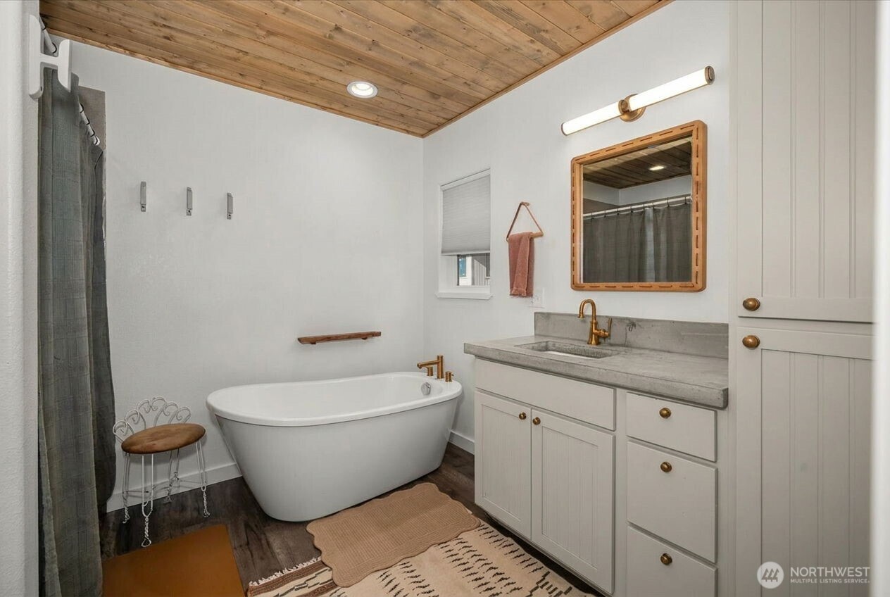 822 Little Spokane River Road Property Photo 14