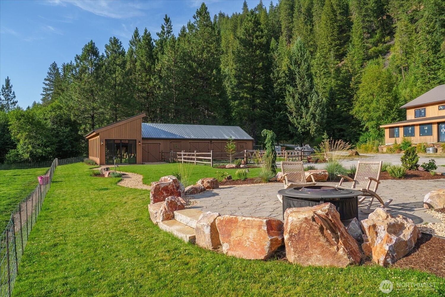 822 Little Spokane River Road Property Photo 32