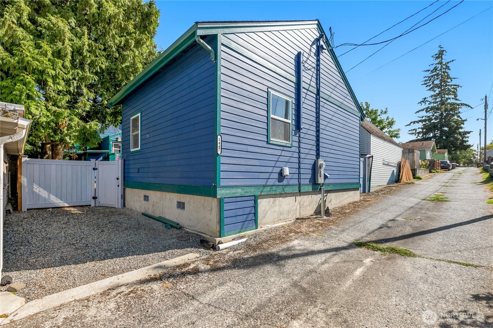 1449 1447 Humboldt Street Property Photo 37