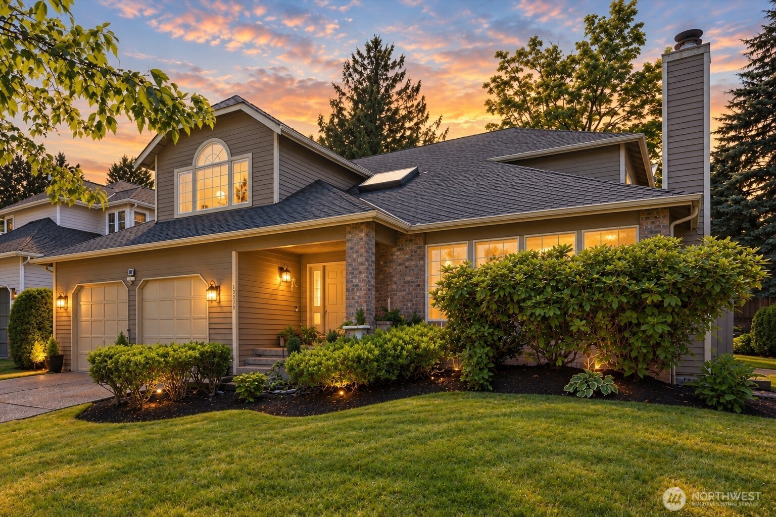 15215 92nd Place Property Photo 1