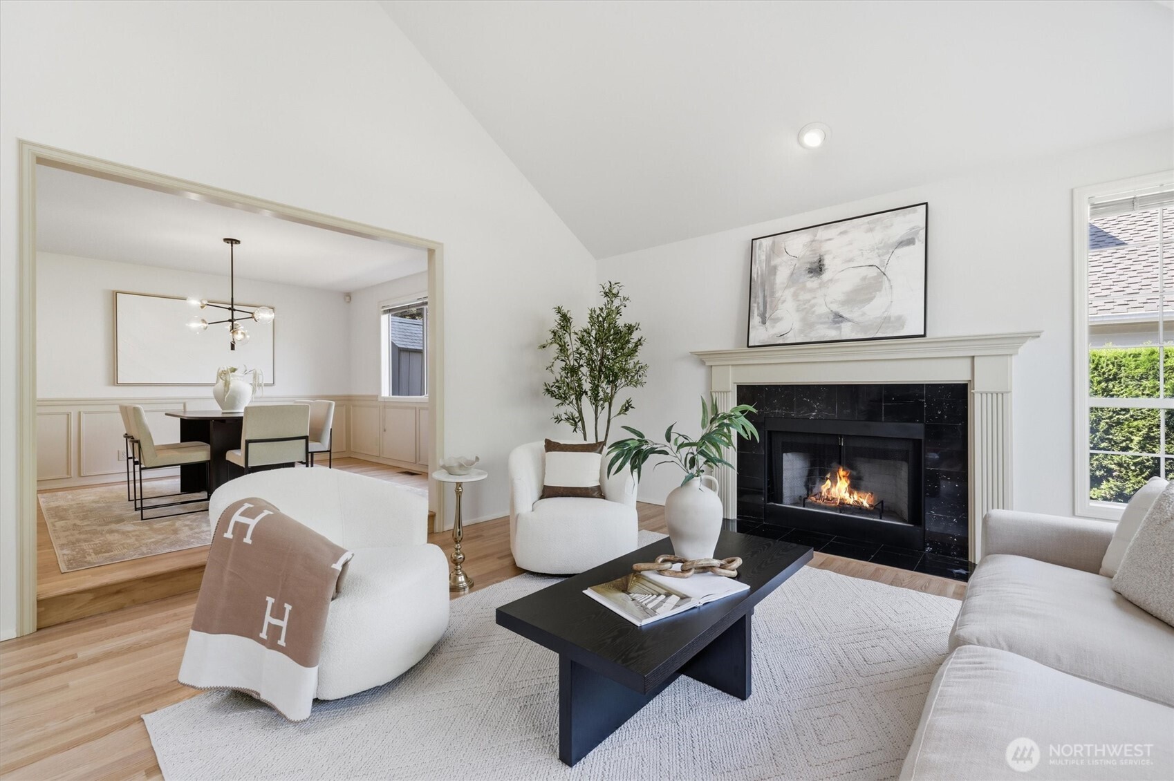 15215 92nd Place Property Photo 6