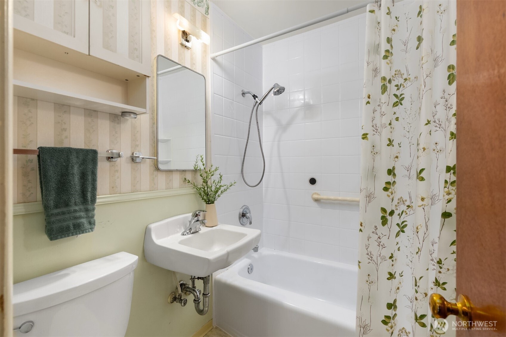 1322 Ivy Road Property Photo 15