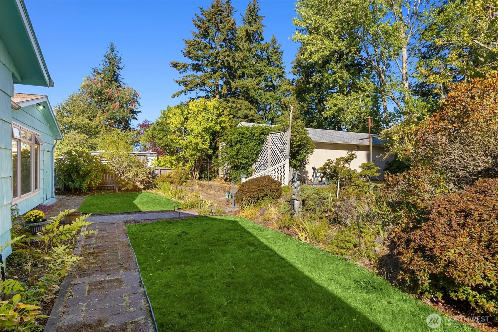 1322 Ivy Road Property Photo 24