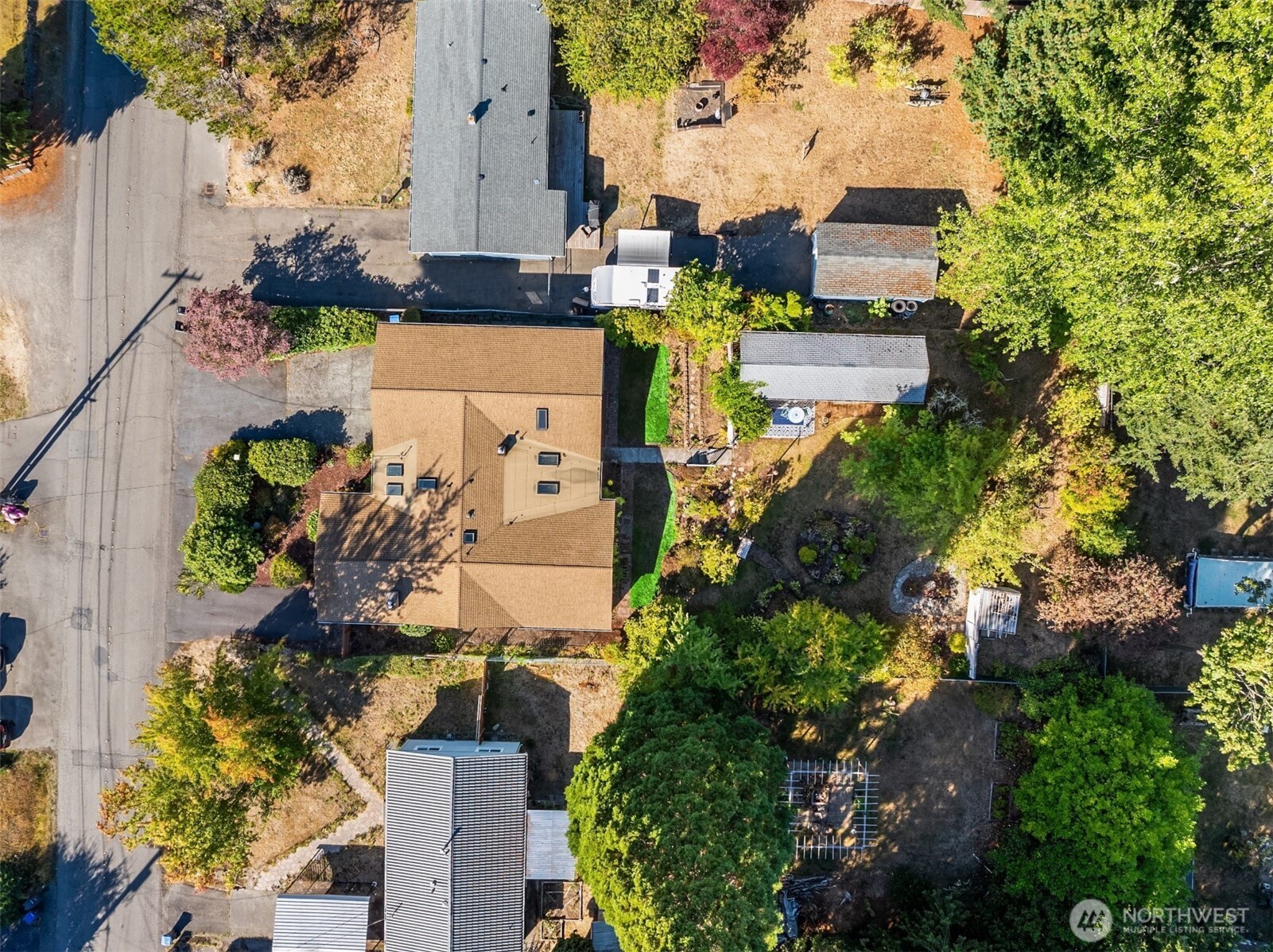 1322 Ivy Road Property Photo 28