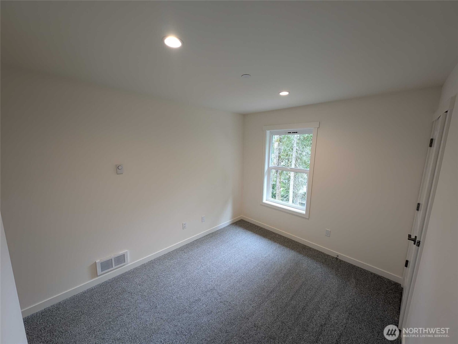 4178 Brays Way Property Photo 15