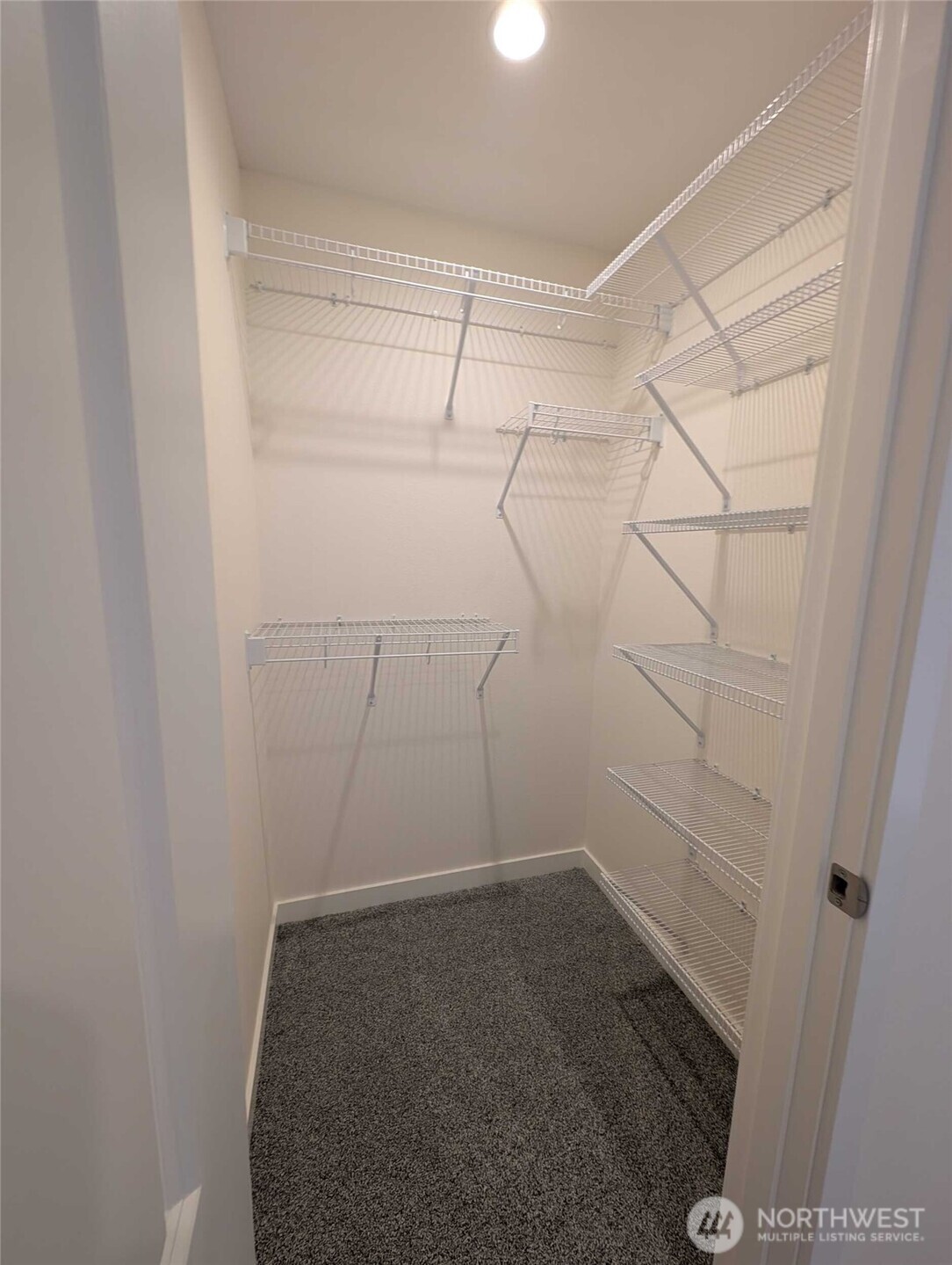 4178 Brays Way Property Photo 16