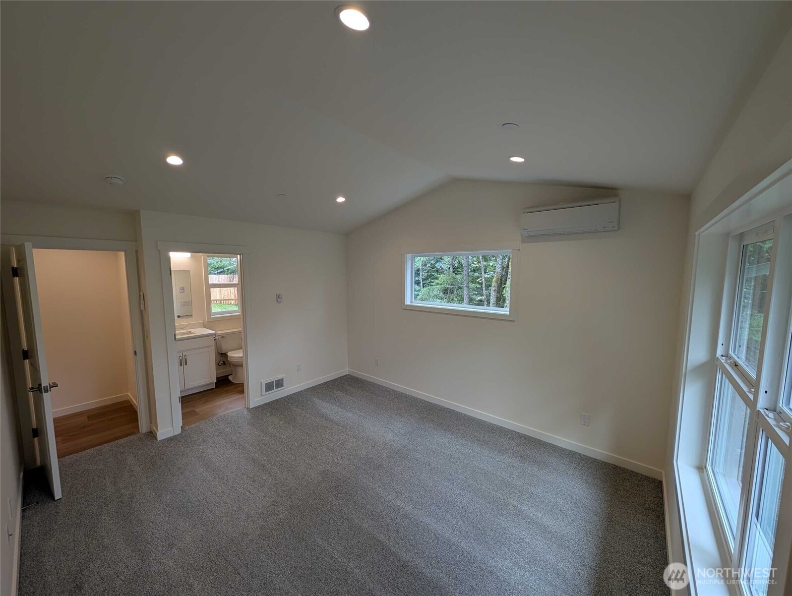 4178 Brays Way Property Photo 21
