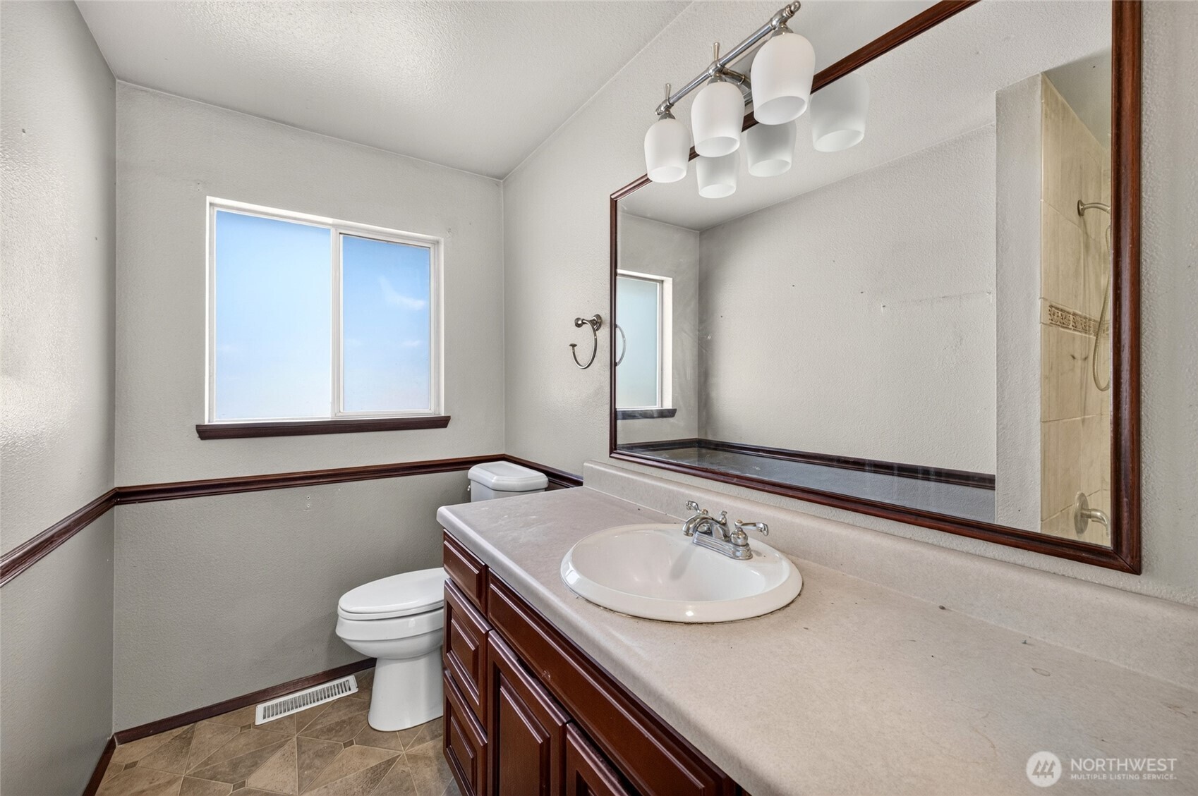 4524 S 256th Place Property Photo 12