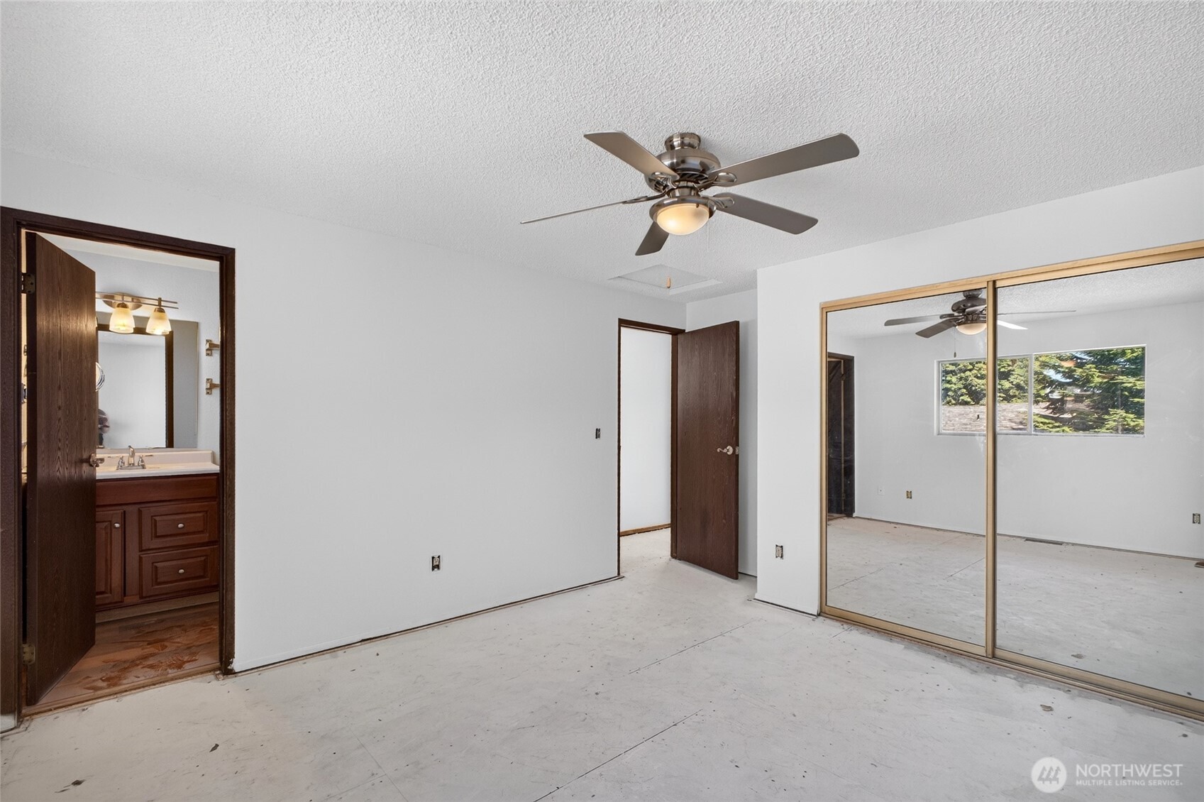 4524 S 256th Place Property Photo 14