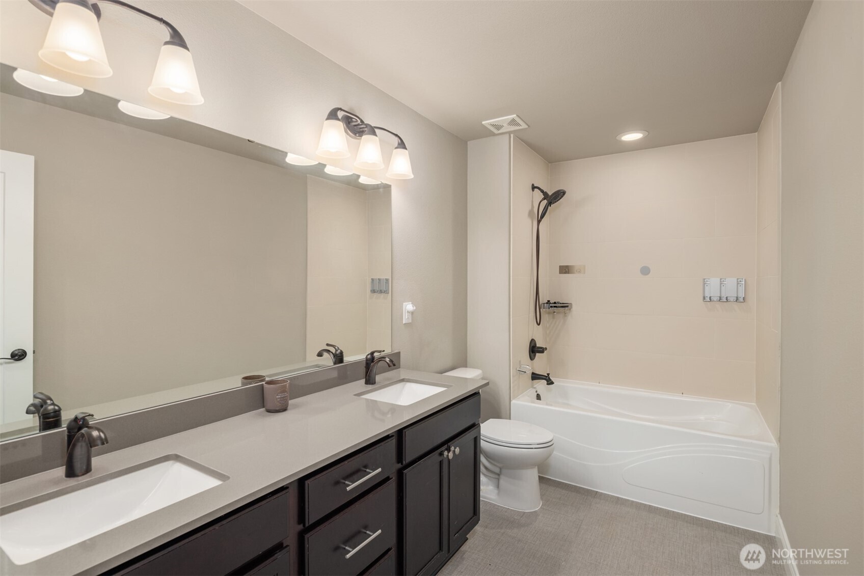 12103 Se 84th Place Property Photo 24